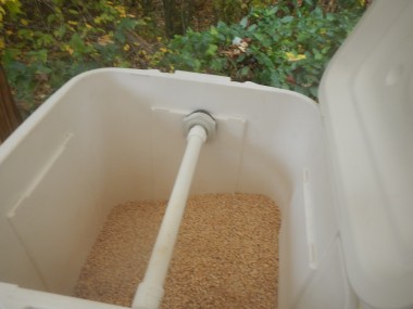 Picture of the grain bed Inside the mash tun